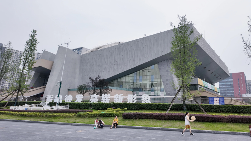 东安湖体育, 道出了不少 东安湖体育, 道出了不少