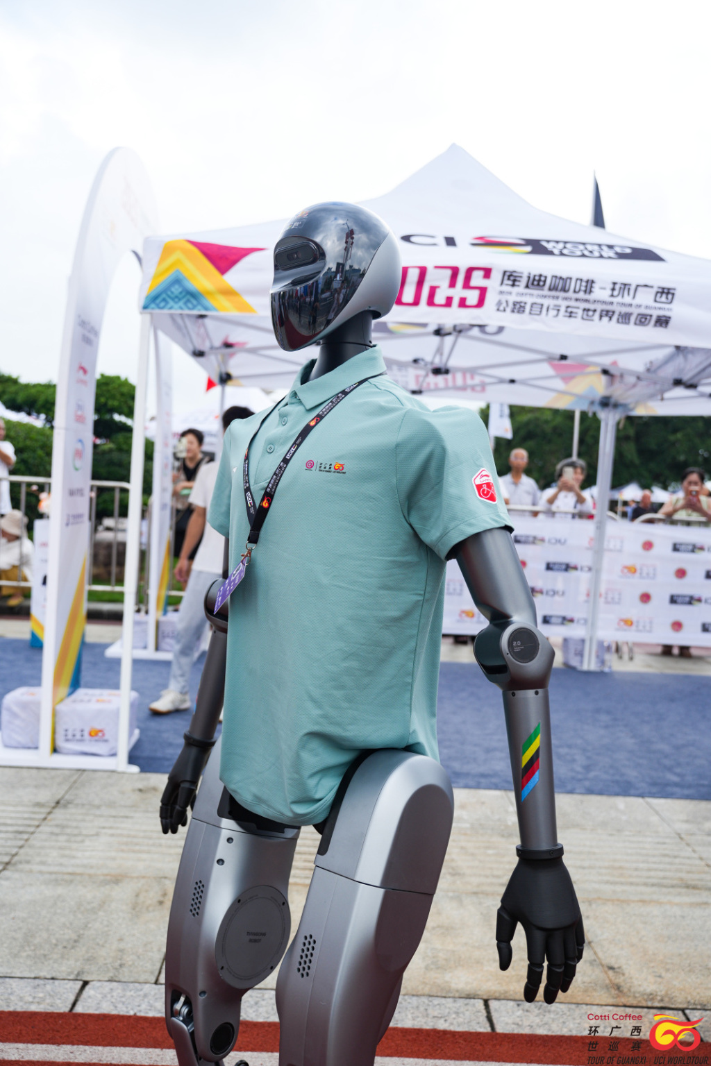 临退役前有, 防城港赛段, 人情味满满